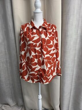 JODIFL Red and White Floral Button-Front Blouse Size M
